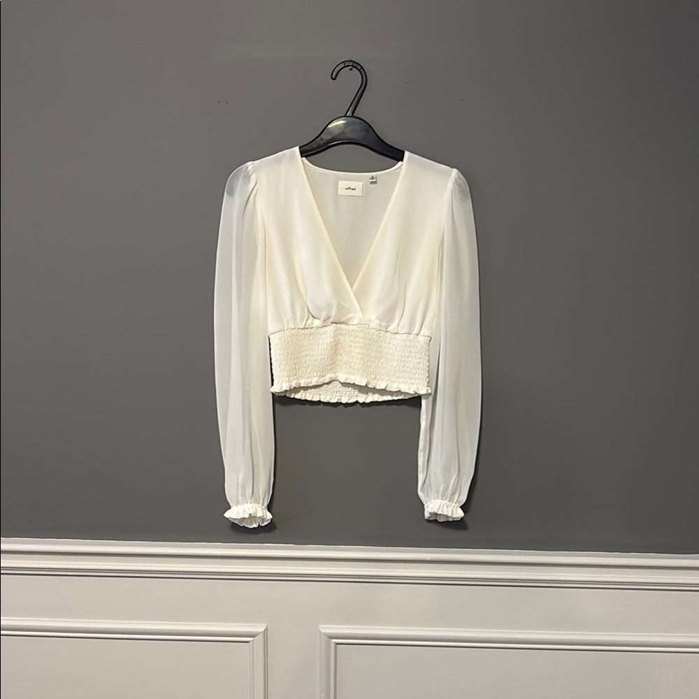 ARITZIA WILFRED Elegant White V-Neck Blouse - Picture 6 of 6